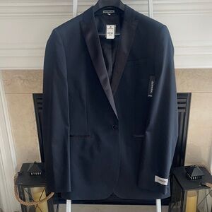 NWT Express Black tuxedo jacket 42L